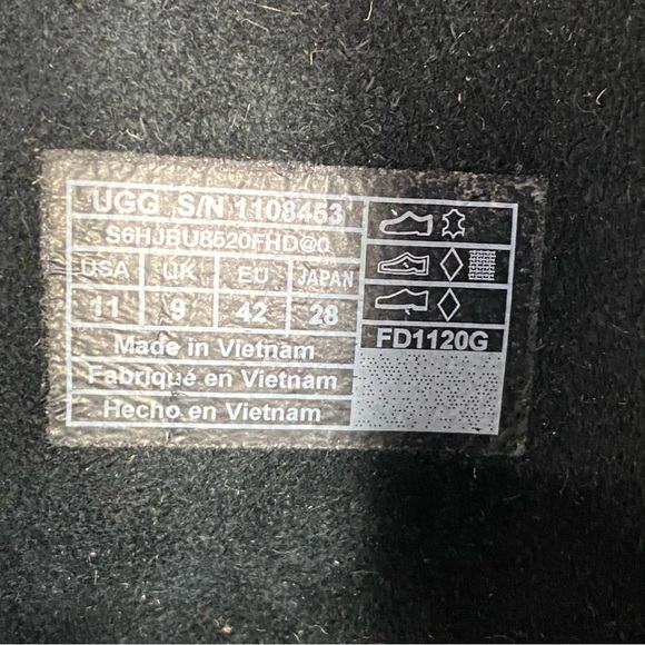 UGG Kingsburg Boots Womens Size 11 Black Suede Waterproof Ankle Booties NEW - Picture 14 of 14